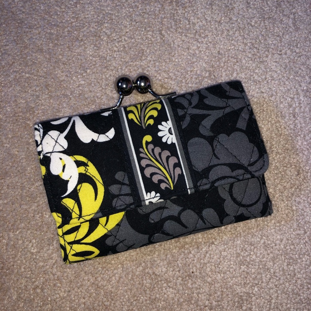 Very Bradley Trifold Wallet w/ Coin Pocket